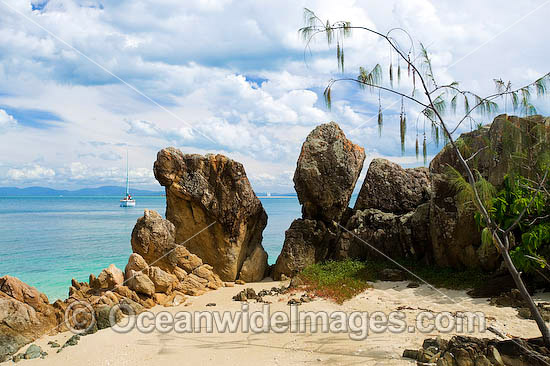 Coastal scene at Bali Hai Island near Hayman Island, Whitsunday Islands, Queensland, Australia Photo - Gary Bell Coastal scene at Bali Hai Island near Hayman Island, Whitsunday Islands, Queensland, Australia Photo - Gary Bell