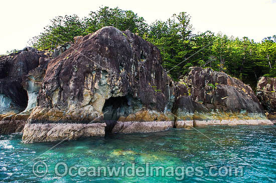 Spectacular rocky coastline during low tide at Hook Island, Whitsunday Islands, Queensland, Australia Photo - Gary Bell Spectacular rocky coastline during low tide at Hook Island, Whitsunday Islands, Queensland, Australia Photo - Gary Bell