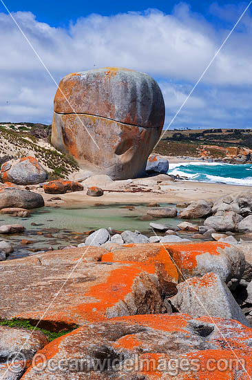 Castle Rock Tasmania photo