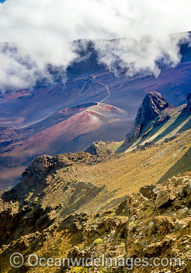 View from Kalahaku Overlook across Haleakala Crater to Ka Lu'u o ka O'o Cone in Haleakala National Park, Maui's dormant volcano, Hawaii. Sliding sands trail is clearly pictured behind the cone. Photo - David Fleetham View from Kalahaku Overlook across Haleakala Crater to Ka Lu'u o ka O'o Cone in Haleakala National Park, Maui's dormant volcano, Hawaii. Sliding sands trail is clearly pictured behind the cone. Photo - David Fleetham