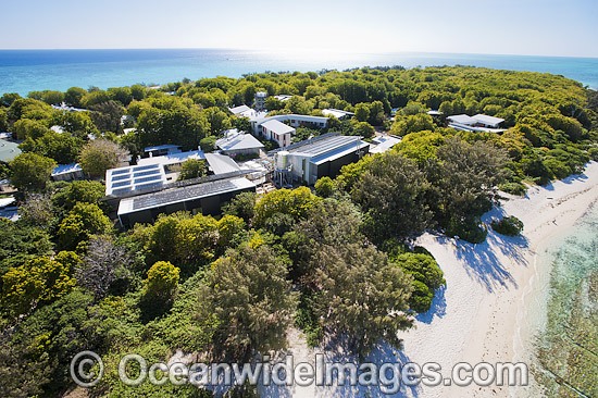 Aerial view of the Heron Island Research Station, which is run and operated by the University of Queensland. Heron Island, Great Barrier Reef, Qld, Australia. Photo - Gary Bell