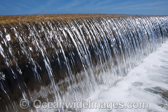 Tidal Wall Heron Island photo