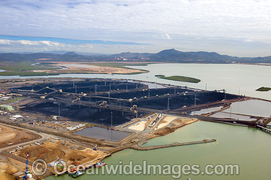Barney Point Coal Export Terminal, Gladstone, Queensland, Australia. The Port of Gladstone is one of the world's top five coal export ports, handling in excess of 50 million tonnes of coal per annum. Photo - Gary Bell
