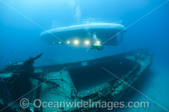Shipwreck Hawaii photo