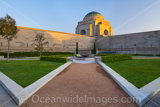 Australian War Memorial Canberra photo