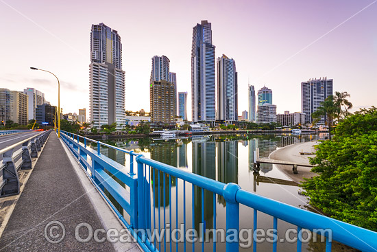 Surfers Paradise City photo