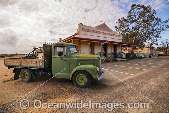 Olary Hotel, situated in outback South Australia, Australia. Photo - Gary Bell