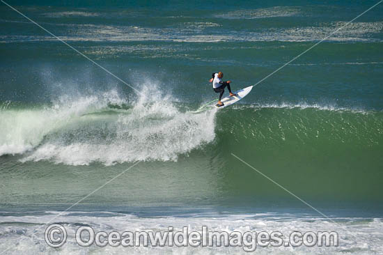 Surfing at Sawtell, New South Wales, Australia. Photo - Gary Bell Surfing at Sawtell, New South Wales, Australia. Photo - Gary Bell