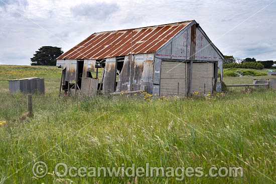 Abandoned garage Port Fairy photo