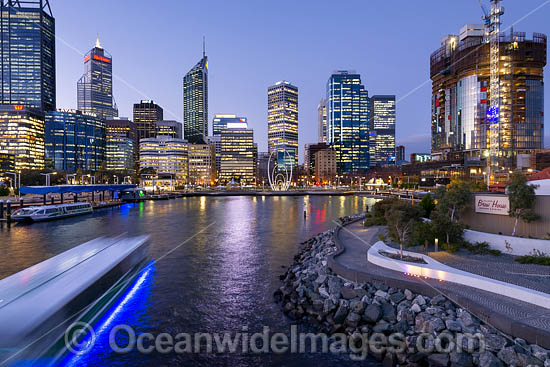 Elizabeth Quay Perth photo