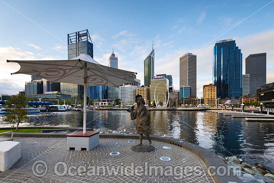 Elizabeth Quay and Perth City, Western Australia. Photo - Gary Bell Elizabeth Quay and Perth City, Western Australia. Photo - Gary Bell