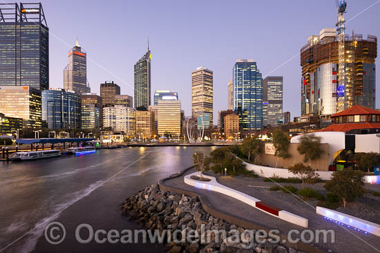 Elizabeth Quay Perth photo