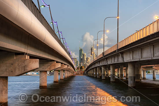 Dusk view of Sundale Bridge and the city of Surfers Paradise, including the skyscraper building Q1. Surfers Paradise, Queensland, Australia. Photo - Gary Bell