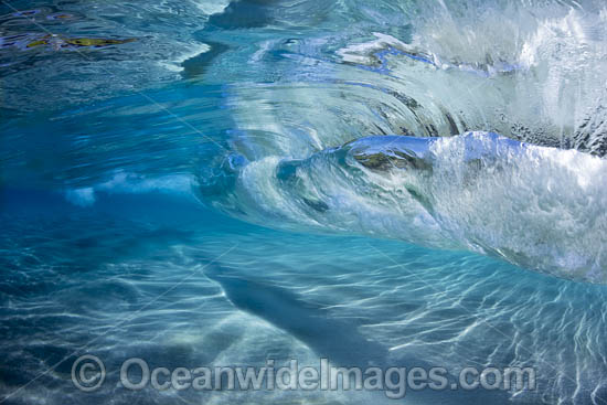 Wave breaking photo