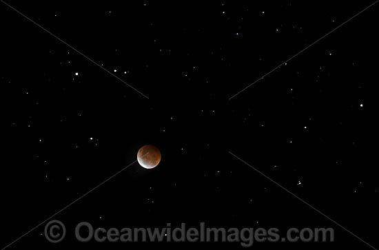 Super Blood Moon - total lunar eclipse. Date: 26th May, 2021. Coffs Harbour, Australia. Photo - Gary Bell