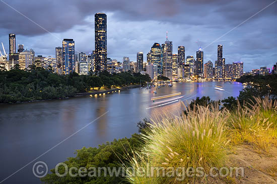 View overlooking Brisbane River from Kangaroo Point to Brisbane City during dusk. Brisbane, Queensland, Australia. Photo - Gary Bell
