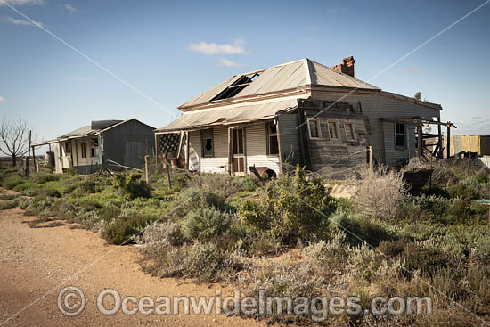 Outback house photo