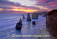 Twelve Apostles sunset Photo - Gary Bell