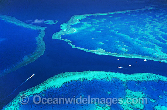 Aerial Hook Hardy Reef photo Aerial Hook Hardy Reef photo