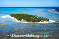 Aerial view of Heron Island and reef. Heron Island is a small coral cay located near the Tropic of Capricorn in the southern Great Barrier Reef, Australia, and part of the Capricorn group of Islands.