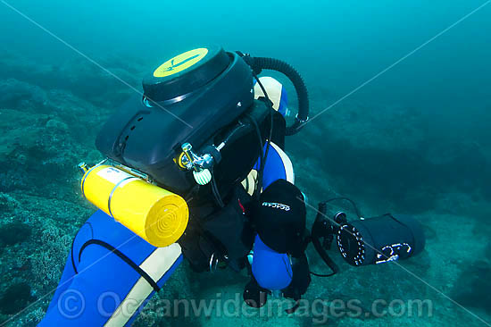 Underwater Photographer with rebreather photo Underwater Photographer with rebreather photo