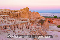 Mungo National Park Photo - Gary Bell
