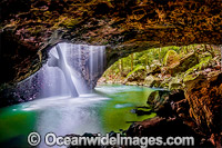 Natural Bridge Springbrook Photo - Gary Bell