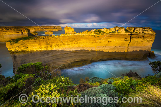 The Razorback Port Campbell photo The Razorback Port Campbell photo