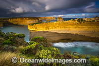 The Razorback Port Campbell Photo - Gary Bell