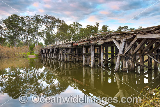 Historic Chinamans Bridge photo Historic Chinamans Bridge photo