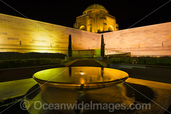 Australian War Memorial Canberra photo