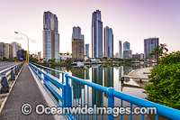 Surfers Paradise City Photo - Gary Bell
