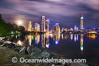 Surfers Paradise City Photo - Gary Bell