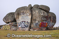 Thunderbolt's Rock Photo - Gary Bell