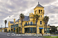 Mentone Hotel Melbourne Photo - Gary Bell