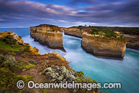 Limestone stacks Port Campbell Photo - Gary Bell