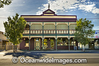 Toolleen Hotel Victoria Photo - Gary Bell
