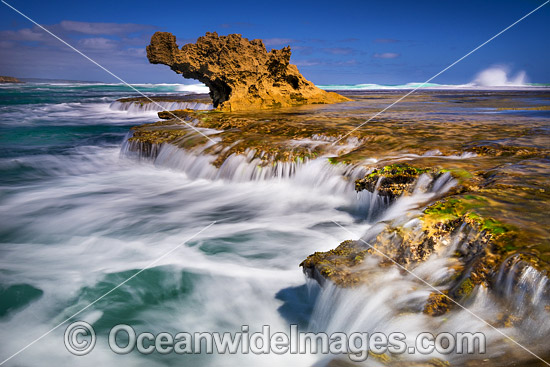 Dragon Head Rock Tasmania photo