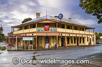 Historic Royal Exchange Hotel Burra Photo - Gary Bell