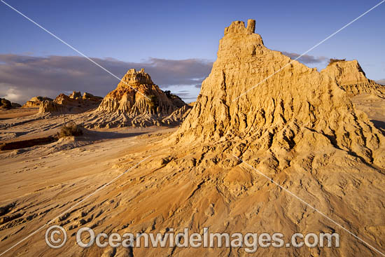 Walls of China Mungo photo Walls of China Mungo photo
