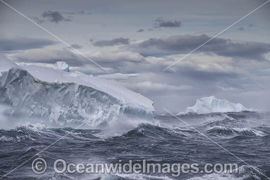 Iceberg Antarctica photo Iceberg Antarctica photo