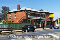 Glenrowan Hotel Photo - Gary Bell