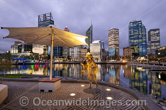 Elizabeth Quay Perth photo Elizabeth Quay Perth photo