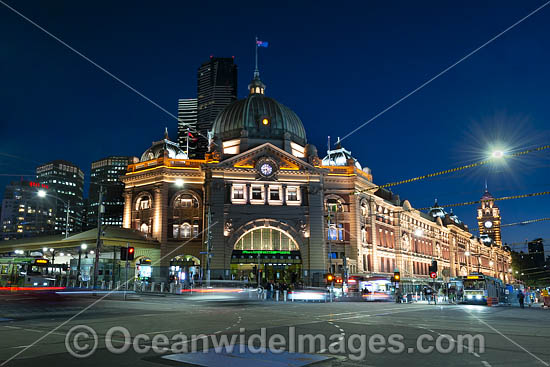 Flinders Street Railway Melbourne photo Flinders Street Railway Melbourne photo