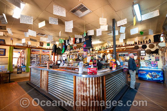 Silverton Hotel bar photo