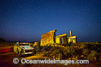 Mundi Mundi Clay Pan Photo - Gary Bell