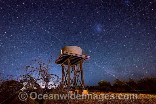 Mundi Mundi Clay Pan photo
