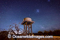 Mundi Mundi Clay Pan Photo - Gary Bell