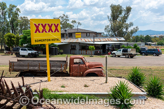 Somerton Hotel photo