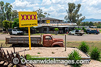 Somerton Hotel Photo - Gary Bell